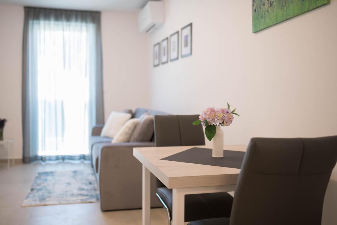 A&V Residence Novigrad Istria Kültér fotó