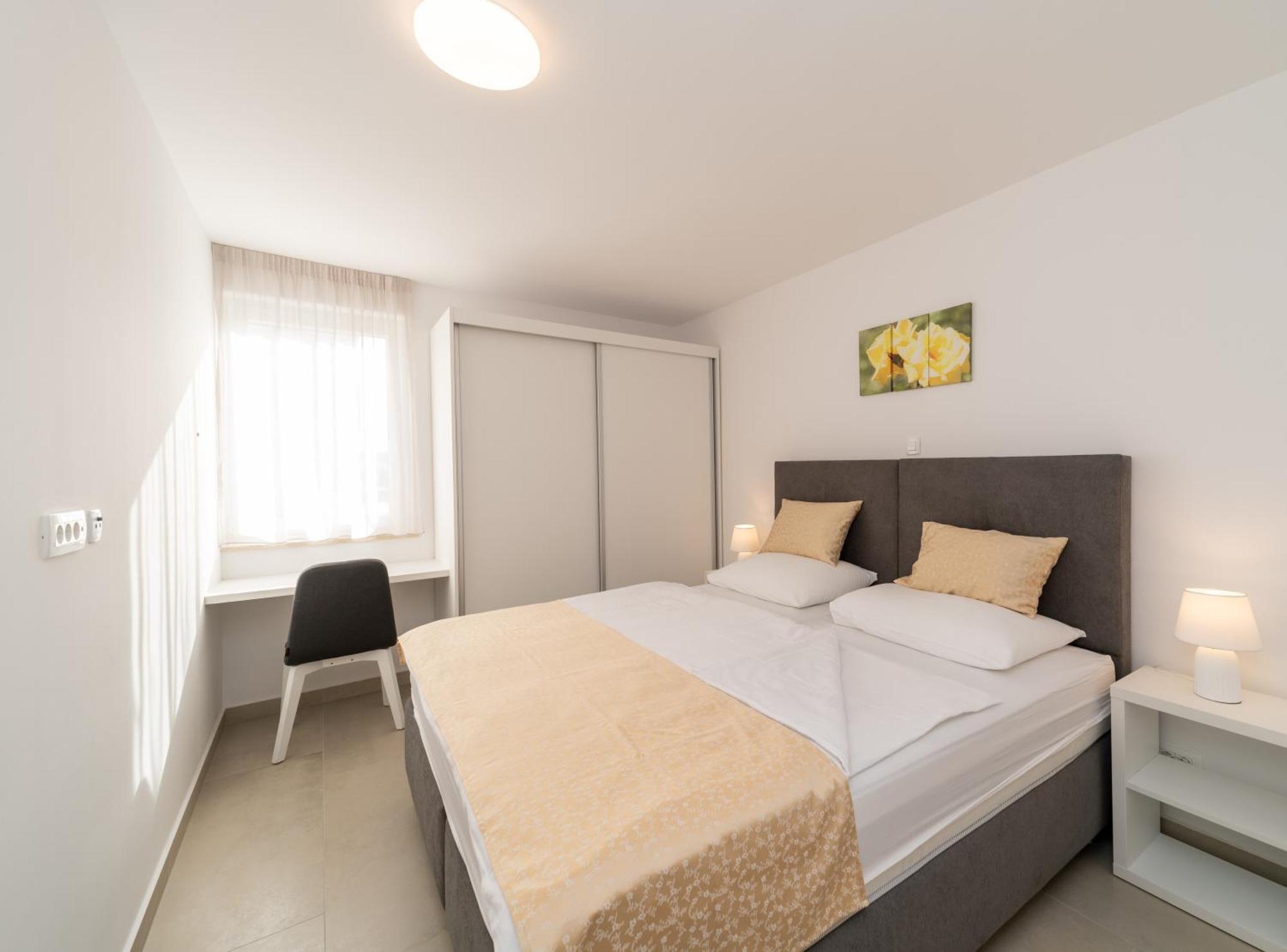 A&V Residence Novigrad Istria Szoba fotó
